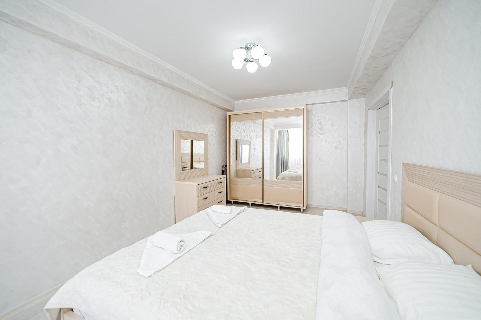 White House * Chisinau